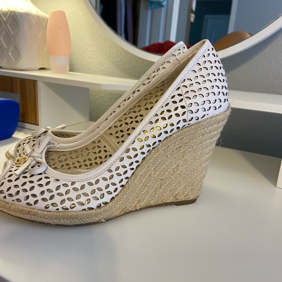 Vintage Micheal Kors Wedges - Picture 4 of 6